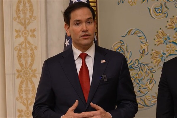 Rubio: 23 kişiyi El Salvador'da adalete teslim etmek üzere geri gönderdik