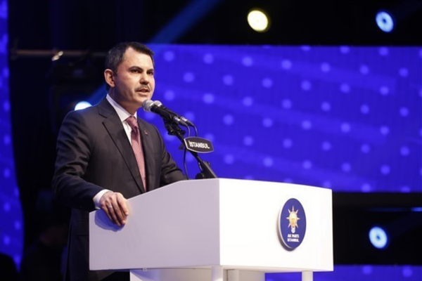 Bakan Kurum, COP26 Başkanı Sharma ile bir araya geldi