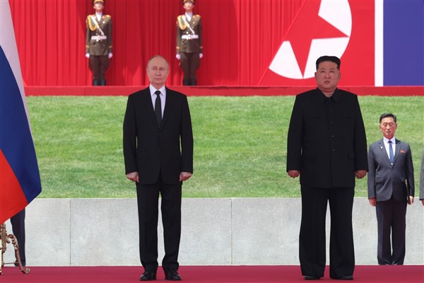  Kim Jong Un ve Putin, Çin'in devasa askeri geçit töreninde konuk listesinde başı çekiyor<