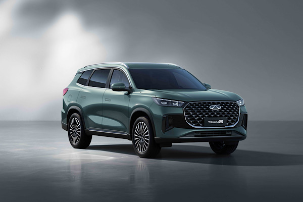 Chery yeni eğitim döneminde ailelerin yolculuklarına eşlik ediyor!<