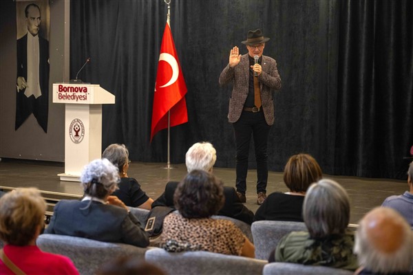 Cumhuriyet ve Atatürk Bornova Kent Söyleşileri’nde anıldı<