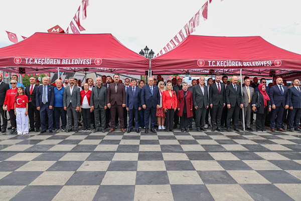 Keçiören’de 30 Ağustos Zafer Bayramı için çelenk sunma töreni düzenlendi