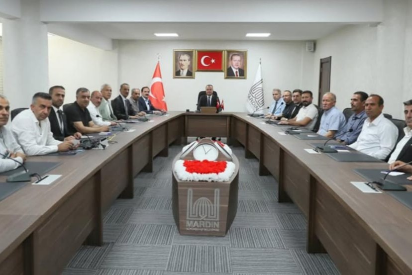 Mardin Büyükşehir Belediyesi'nden muhtarlarla istişare toplantısı