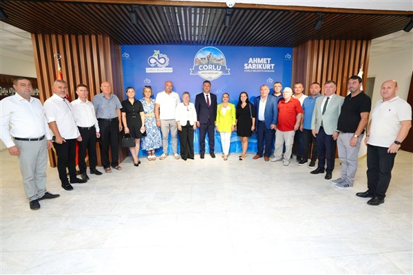 Sarıkurt, Milletvekili Yontar ve göçmen dernekleri temsilcilerini ağırladı<