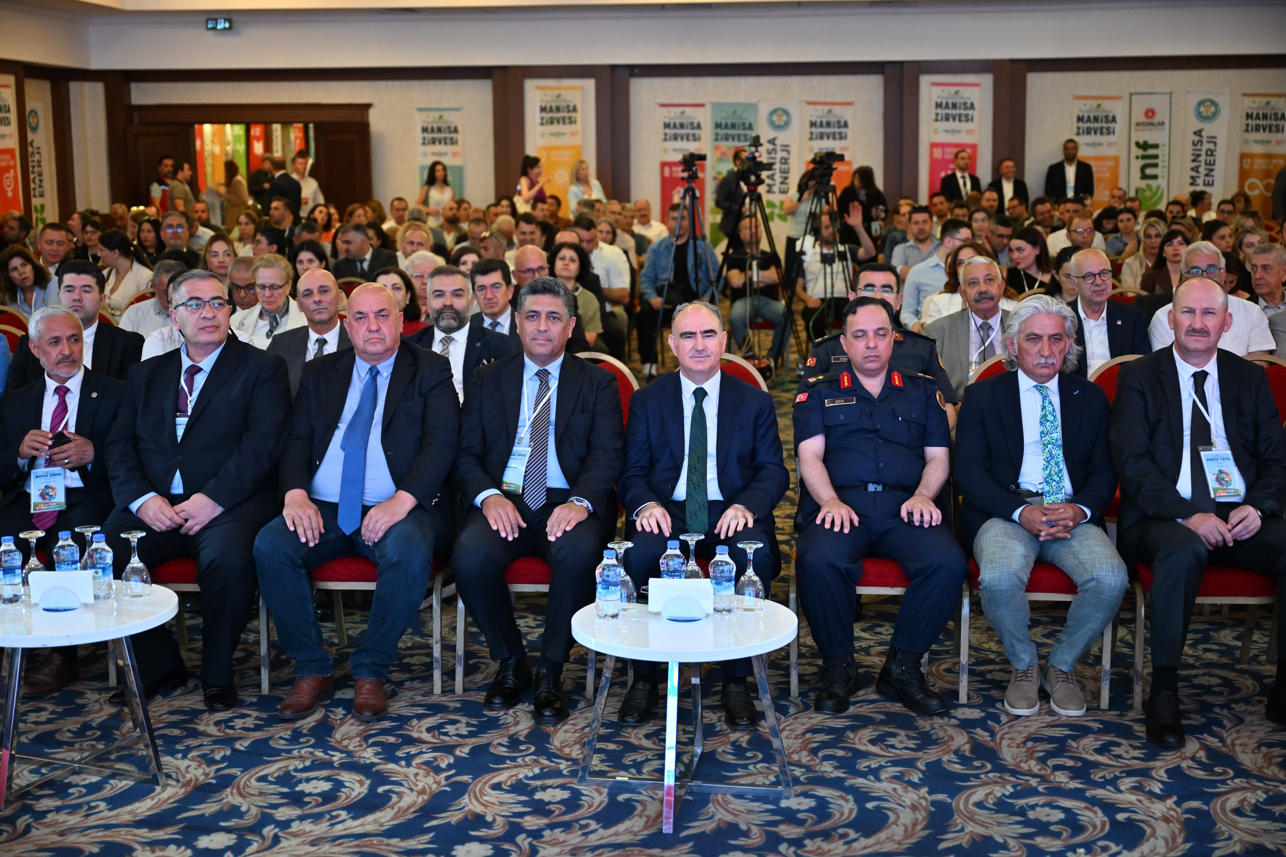Sürdürülebilir Manisa Zirvesi başladı<