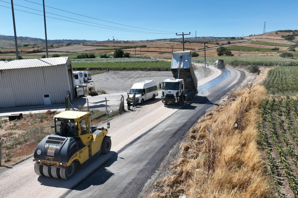 Bursa Karacabey ve Mustafakemalpaşa'da yol çalışması<