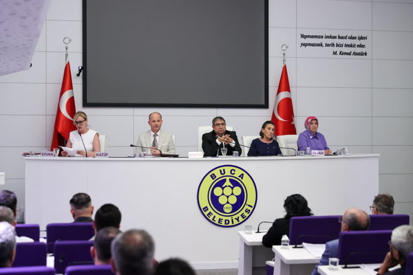 Buca Belediyesi'nden 60 yaş üstüne 